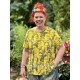 T-shirt Mural Frida in Electric Sunflower Magnolia Pearl - 7