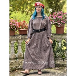 robe Maevry in Ozzy Magnolia Pearl - 1